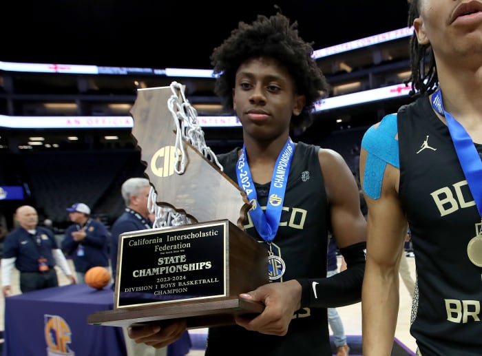 Brandon McCoy holds CIF State Division I trophy.